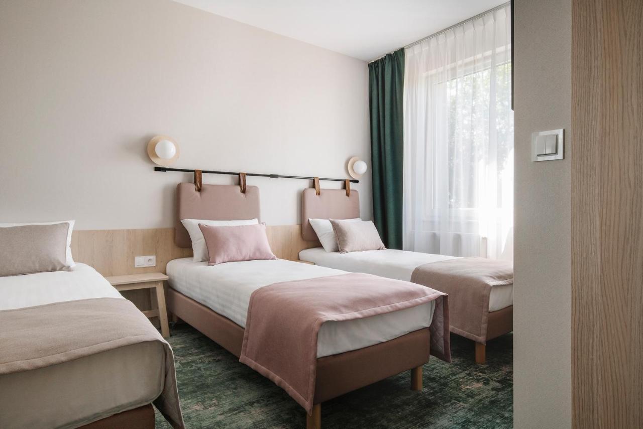 Dreibettzimmer